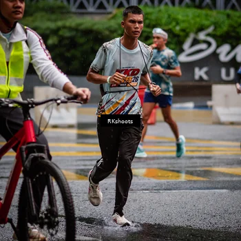 Runner Photo 7877638