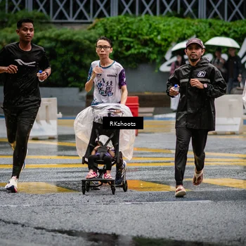 Runner Photo 7877900