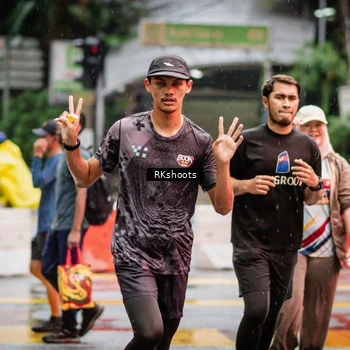 Runner Photo 7877943