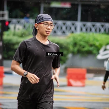 Runner Photo 7878011
