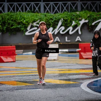 Runner Photo 7878019