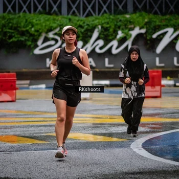 Runner Photo 7878029