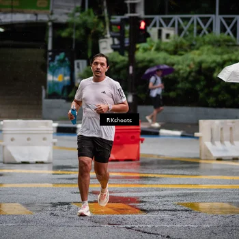 Runner Photo 7878090