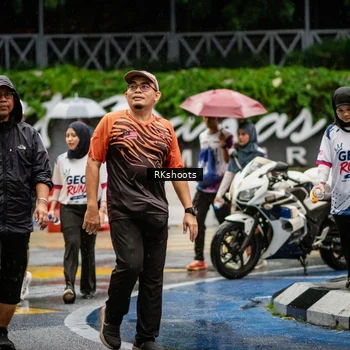 Runner Photo 7878097