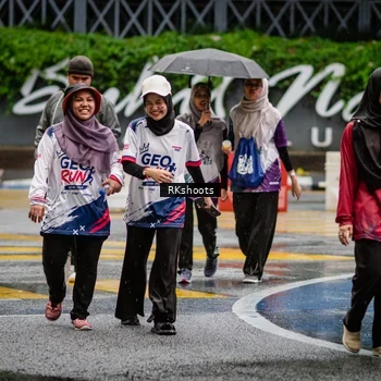 Runner Photo 7878107