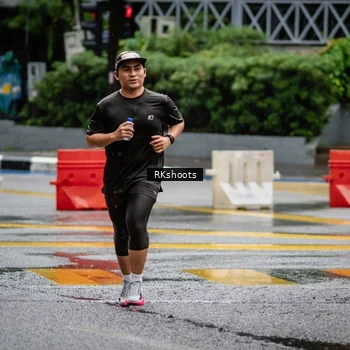 Runner Photo 7878118