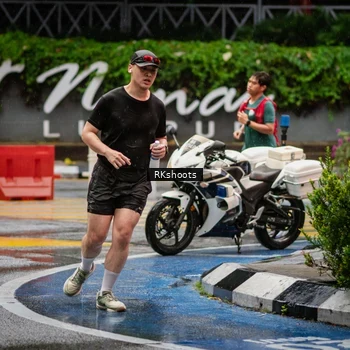 Runner Photo 7878170
