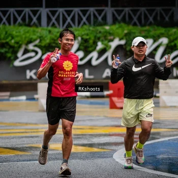 Runner Photo 7878310