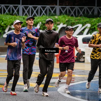 Runner Photo 7878335