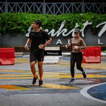 Runner Photo 7878344