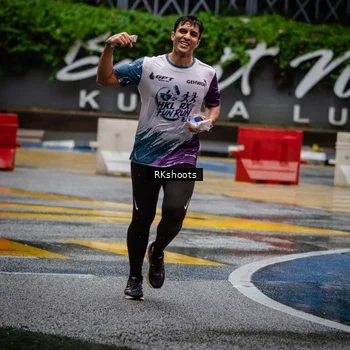Runner Photo 7878357