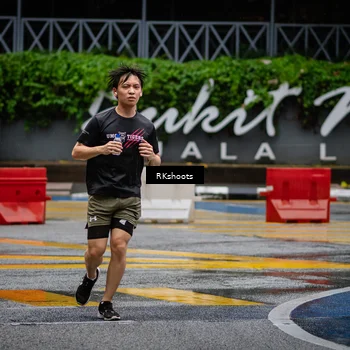 Runner Photo 7878382