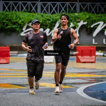 Runner Photo 7878383