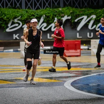 Runner Photo 7878390