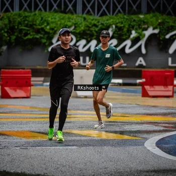 Runner Photo 7878395