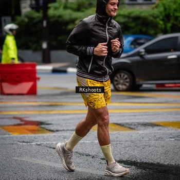 Runner Photo 7878402