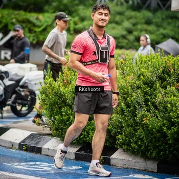 Runner Photo 7878420