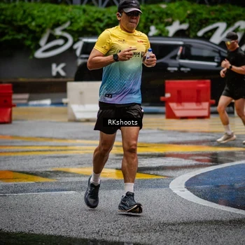 Runner Photo 7878467