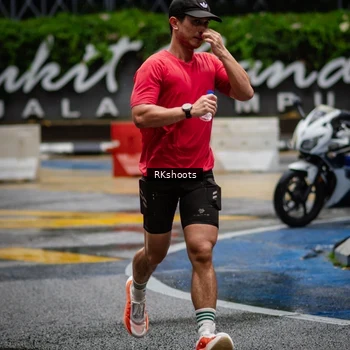 Runner Photo 7878476