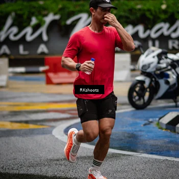 Runner Photo 7878481