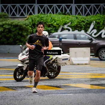 Runner Photo 7878490