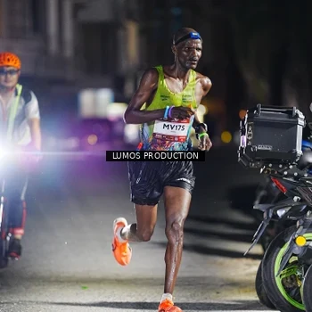 Runner Photo 7878559