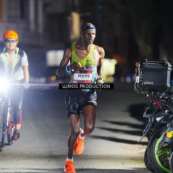 Runner Photo 7878566