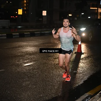 Runner Photo 7878572