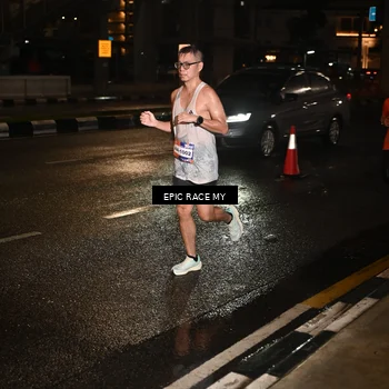 Runner Photo 7878573