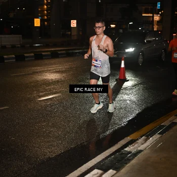 Runner Photo 7878575