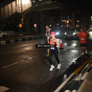 Runner Photo 7878588