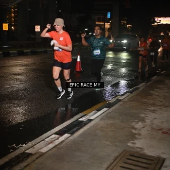 Runner Photo 7878608