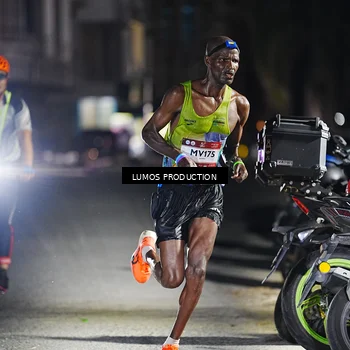 Runner Photo 7878613