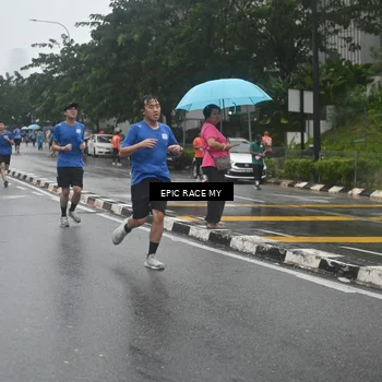Runner Photo 7878634