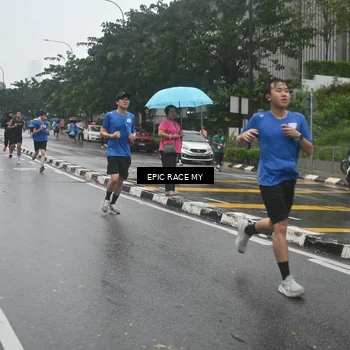 Runner Photo 7878638