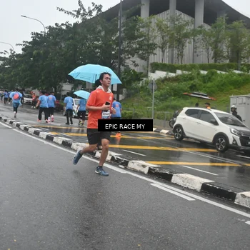 Runner Photo 7878654