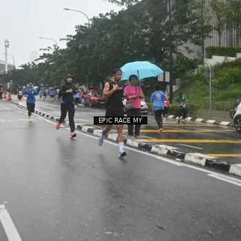 Runner Photo 7878659