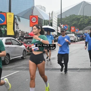 Runner Photo 7878668