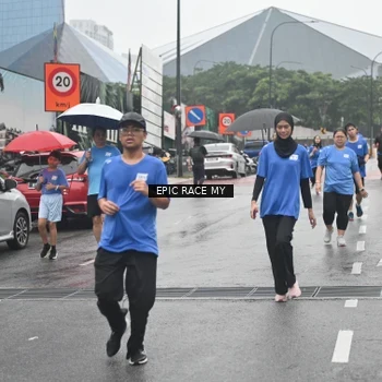 Runner Photo 7878669