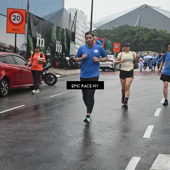 Runner Photo 7878676