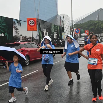 Runner Photo 7878684