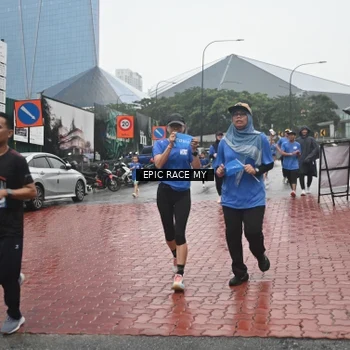 Runner Photo 7878693
