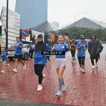 Runner Photo 7878698