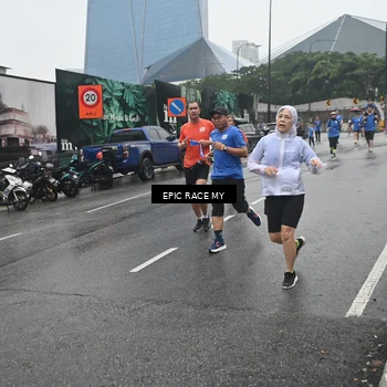 Runner Photo 7878706