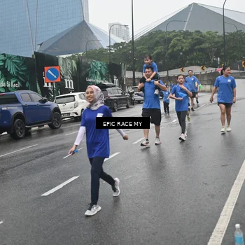 Runner Photo 7878711