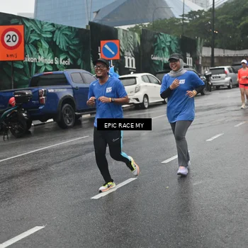 Runner Photo 7878760