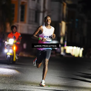 Runner Photo 7878765