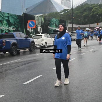 Runner Photo 7878768