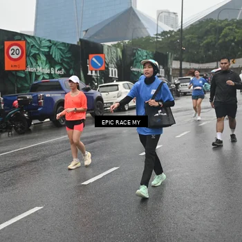 Runner Photo 7878772