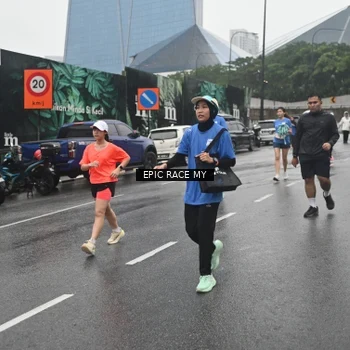 Runner Photo 7878775